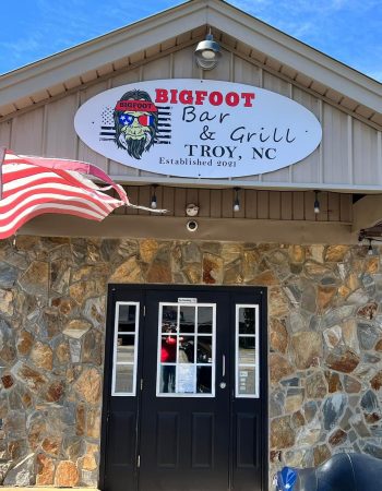 Bigfoots Bar and Grill, The Uwharries NC